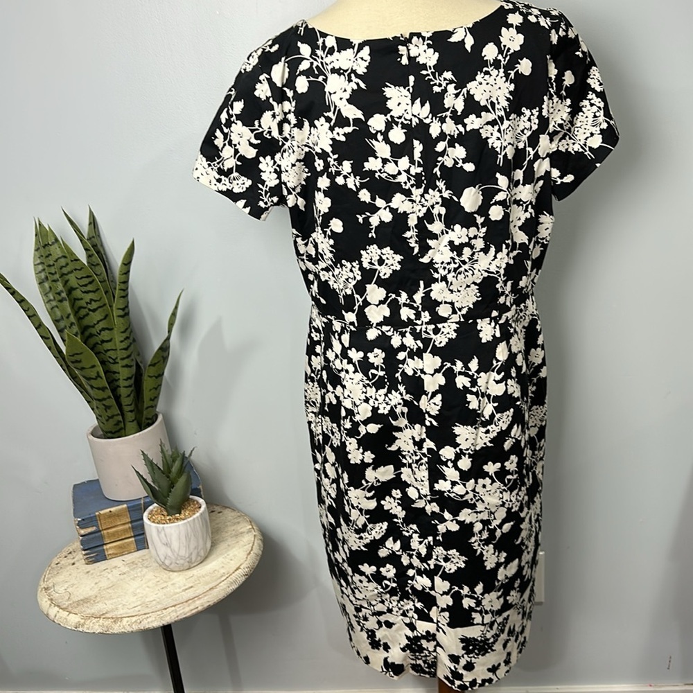 Talbots Floral Bateauneck Sheath Dress Size 16 - Picture 7 of 10